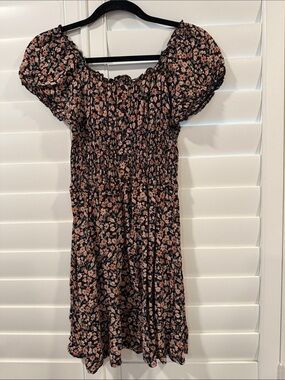 Smocked Puff-Sleeve Floral Mini Dress in Black and Peach